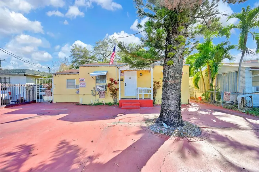 811 NW 24th Ct, Miami, FL 33125 - #3