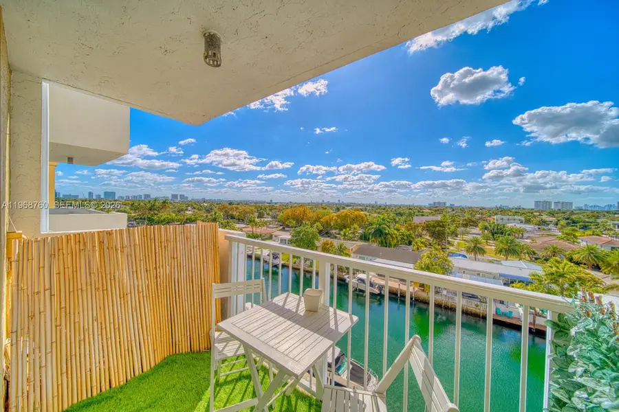 2000 NE 135th St #708, North Miami, FL 33181 - #2