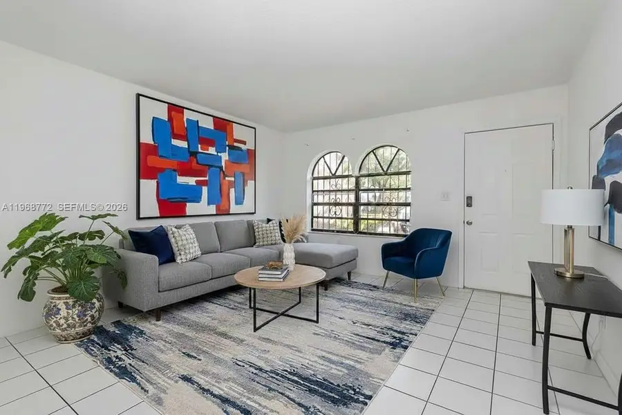 1082 W 79th St #25, Hialeah, FL 33014 - #2