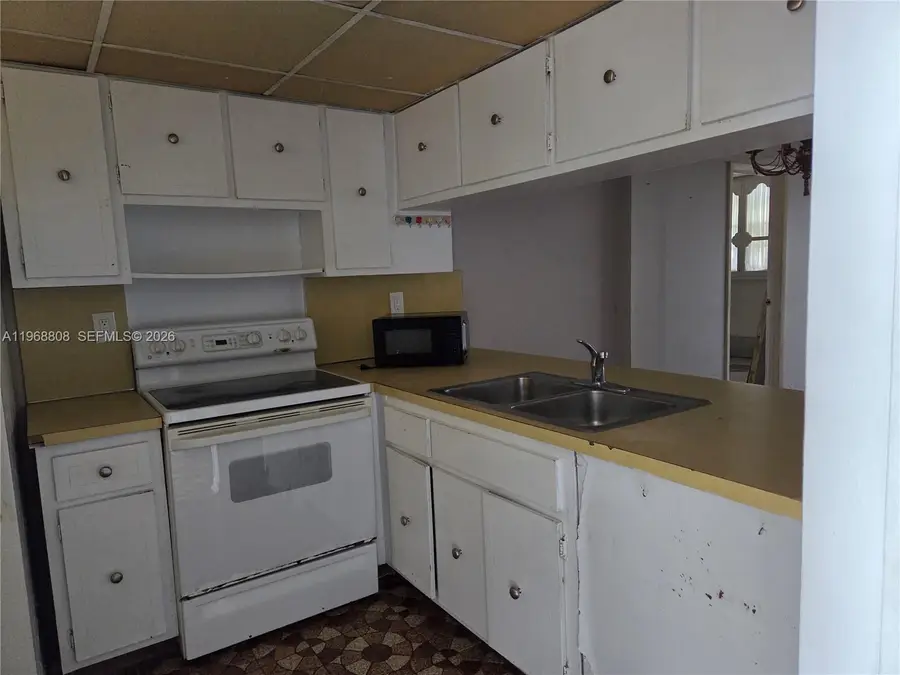 14155 SW 87th St #E202, Miami, FL 33183 - #2