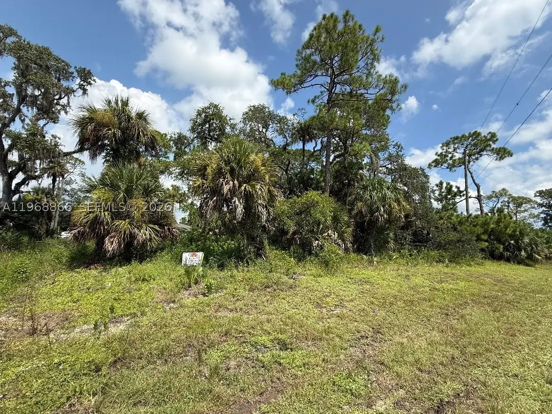 5017 W Tradewinds Cir, Port Labelle, FL 33935 - #1