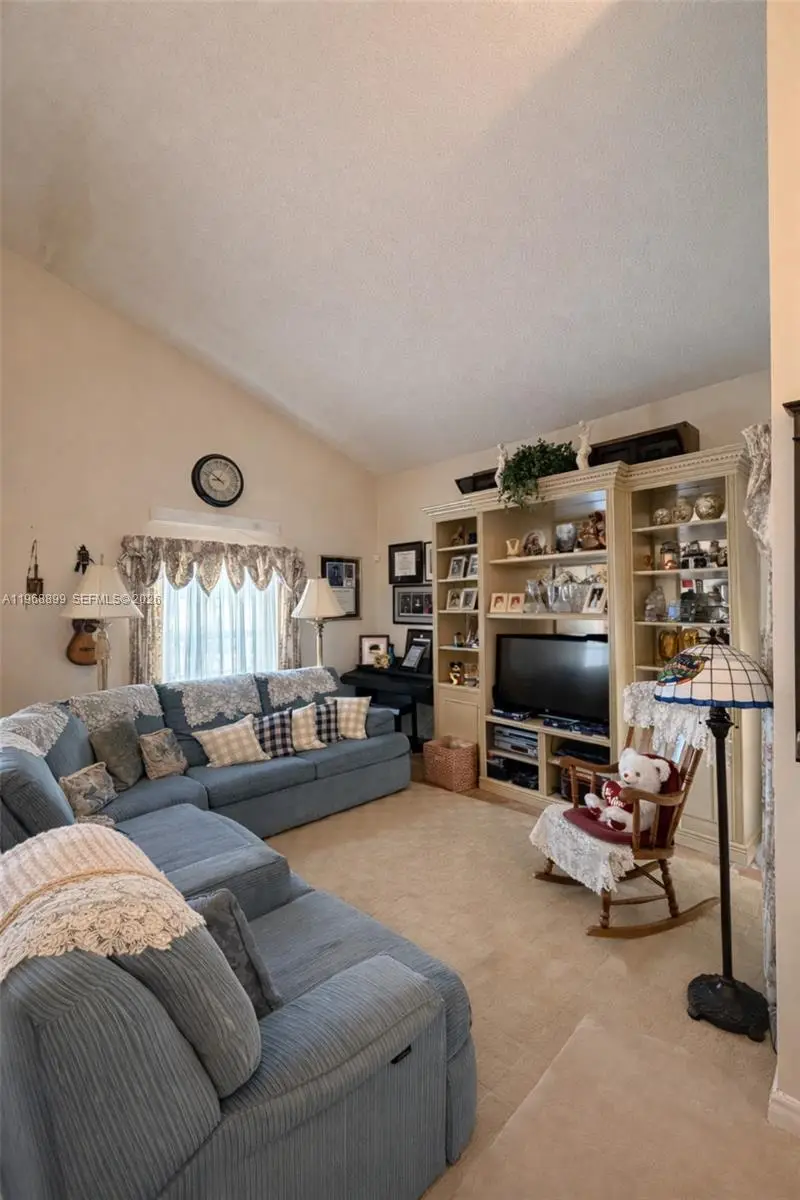 19804 NW 67th Ct, Hialeah, FL 33015 - #3