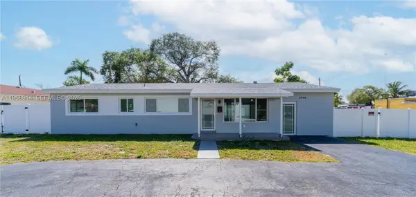 2856 N Funston St, Hollywood, FL 33020