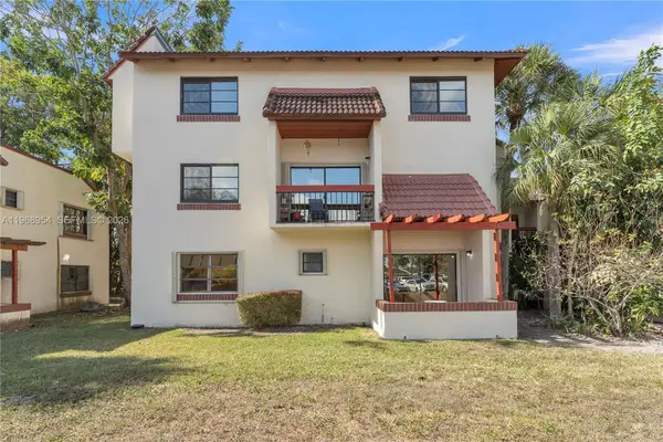 8660 SW 149th Ave #208, Miami, FL 33193