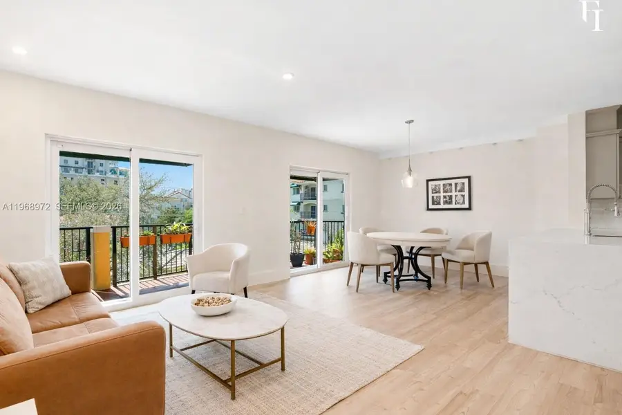 322 Madeira Ave #401, Coral Gables, FL 33134 - #2