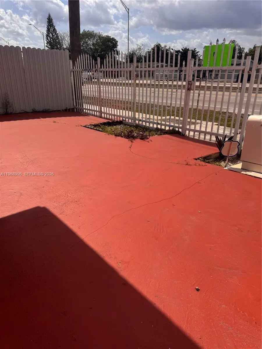 19317 NW 47th Ave, Miami Gardens, FL 33055 - #3