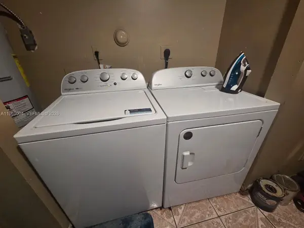 230 NW 7th Ave, Dania Beach, FL 33004