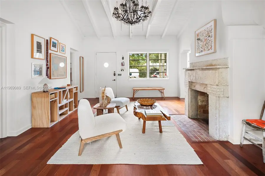 641 NE 57th St, Miami, FL 33137 - #2