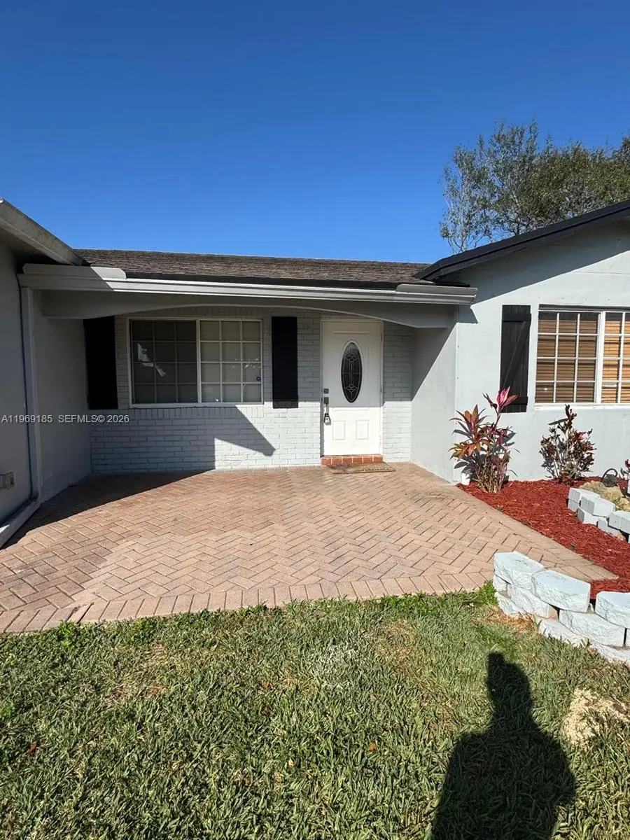 8201 NW 105th Ave, Tamarac, FL 33321 - #2