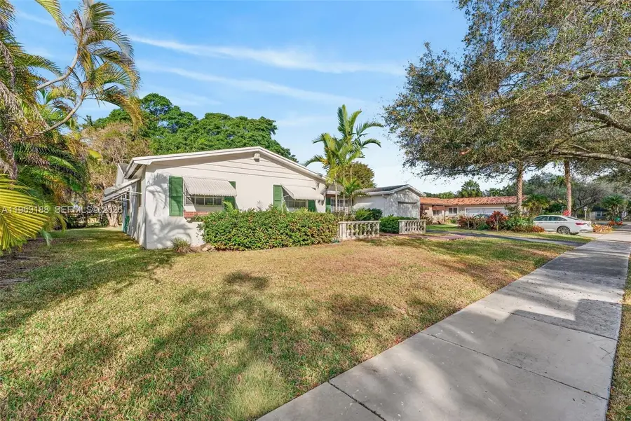 9940 SW 97th Ct, Miami, FL 33176 - #2