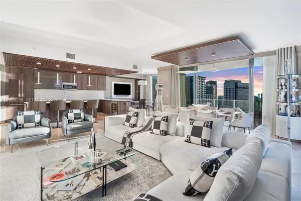 88 SW 7th St #3801, Miami, FL 33130