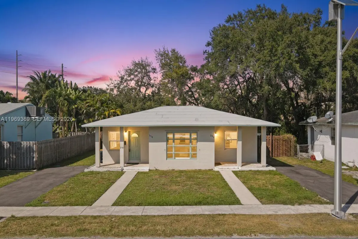 208 SW 2nd Pl, Dania Beach, FL 33004 - #1