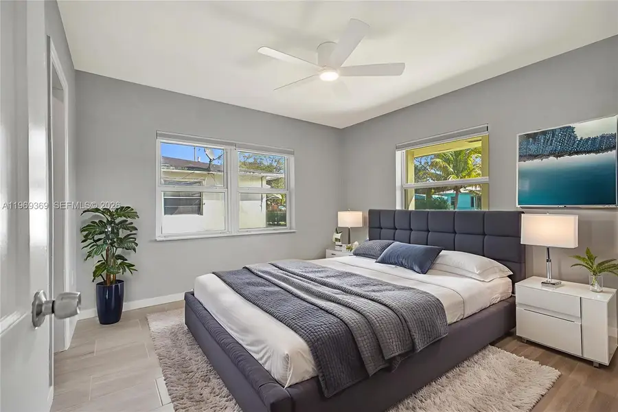 208 SW 2nd Pl, Dania Beach, FL 33004 - #3