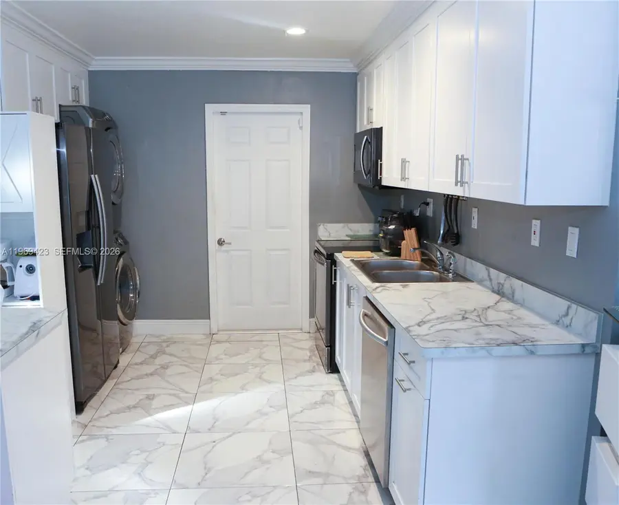 1013 Cherry Rd, West Palm Beach, FL 33409 - #3