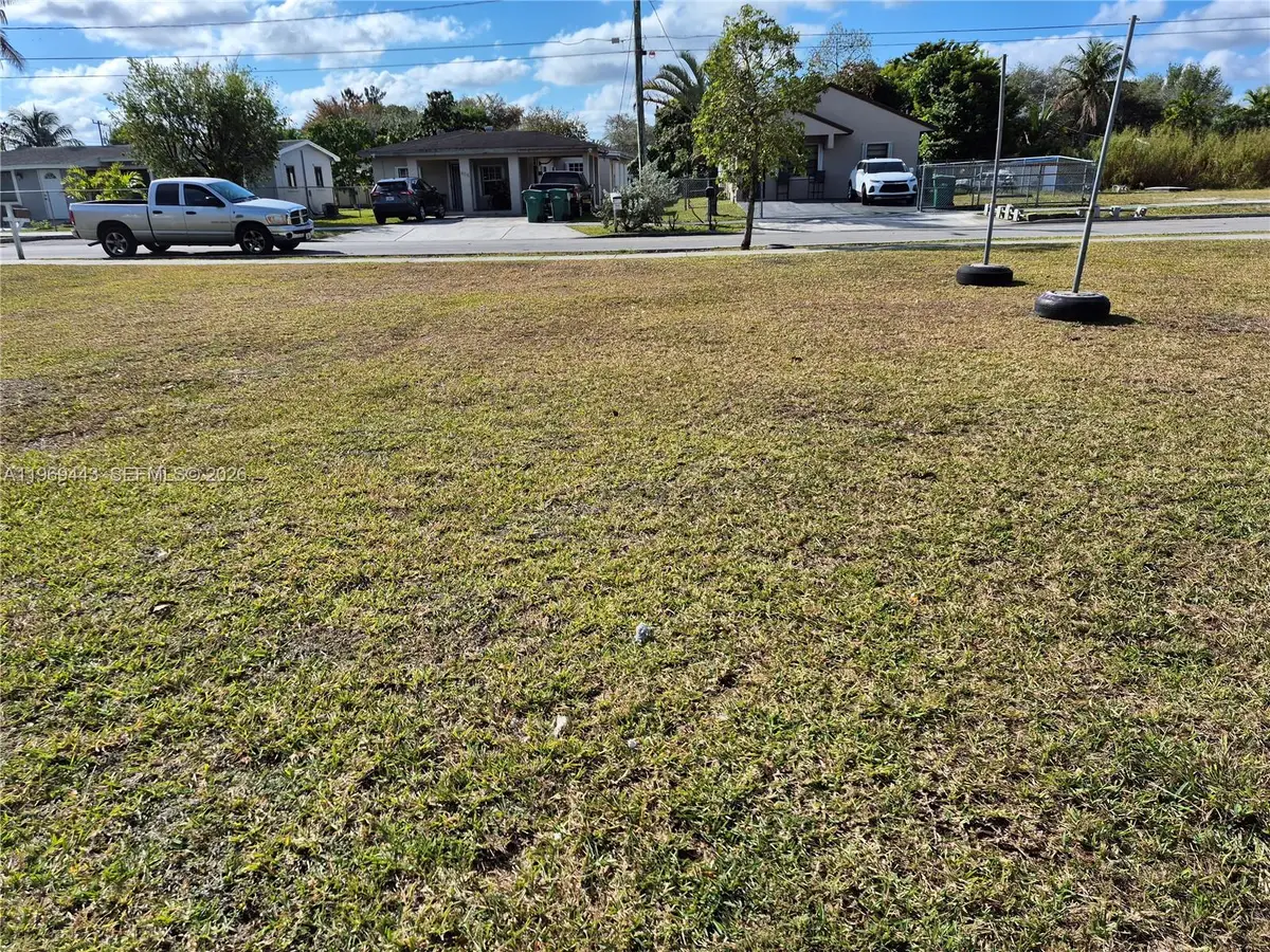 644 NW 13th St, Florida City, FL 33034 - #1