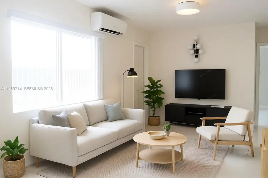 612 NW 10th Ter, Fort Lauderdale, FL 33311 - #2