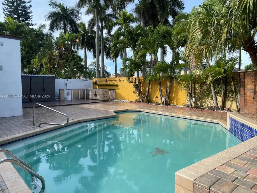 720 NW 123rd Ave, Miami, FL 33182 - #2