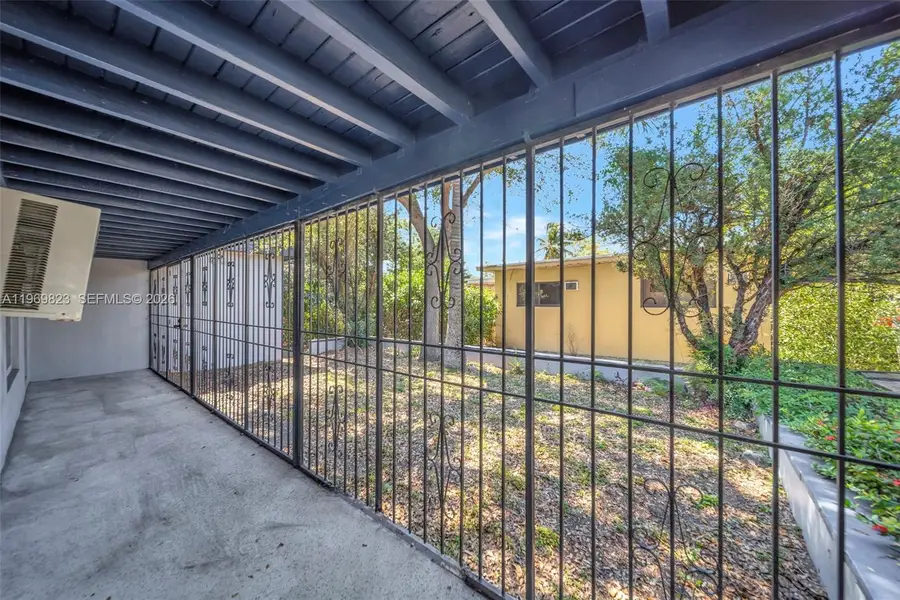 890 NE 138th St, North Miami, FL 33161 - #3