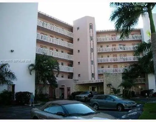 3181 S Ocean Dr #304, Hallandale Beach, FL 33009 - #1