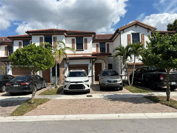 10371 W 33rd Ct, Hialeah, FL 33018