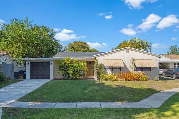 3035 Hayes St, Hollywood, FL 33021