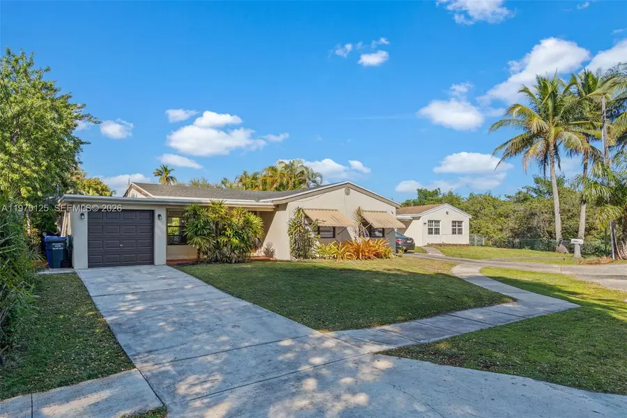 3035 Hayes St, Hollywood, FL 33021 - #2