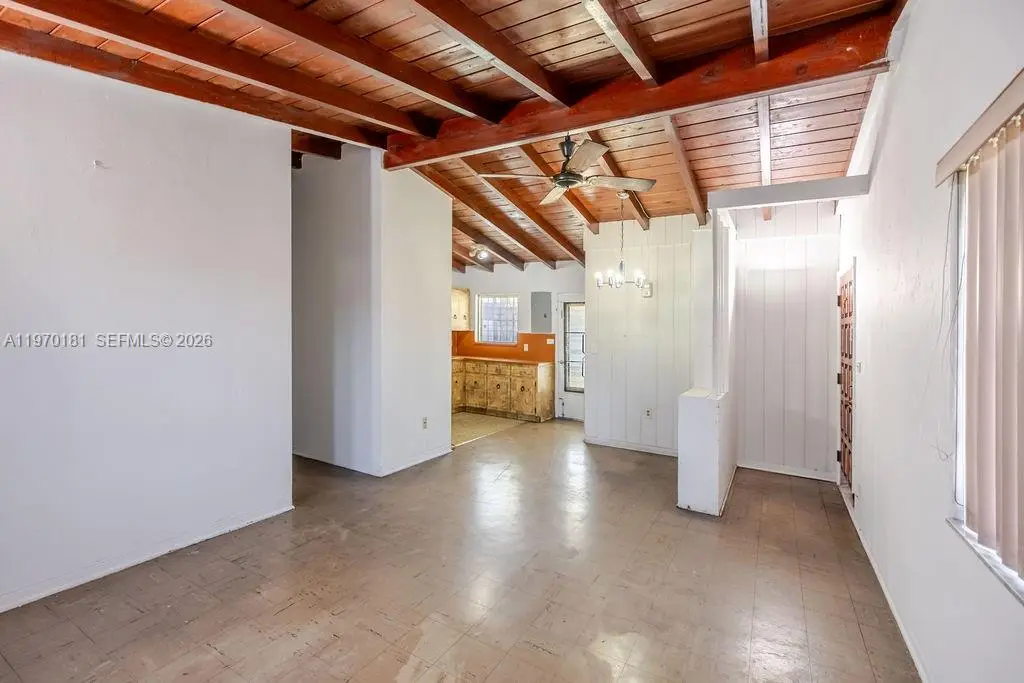 670 SE 1st St, Hialeah, FL 33010 - #1