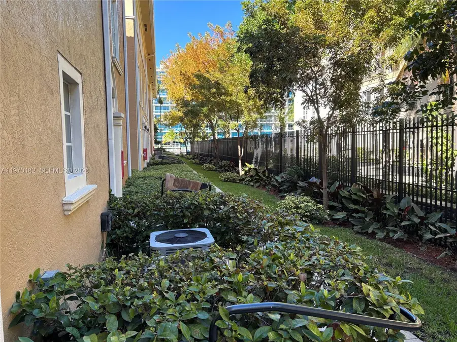 2981 NE 185th St #1802, Aventura, FL 33180 - #3
