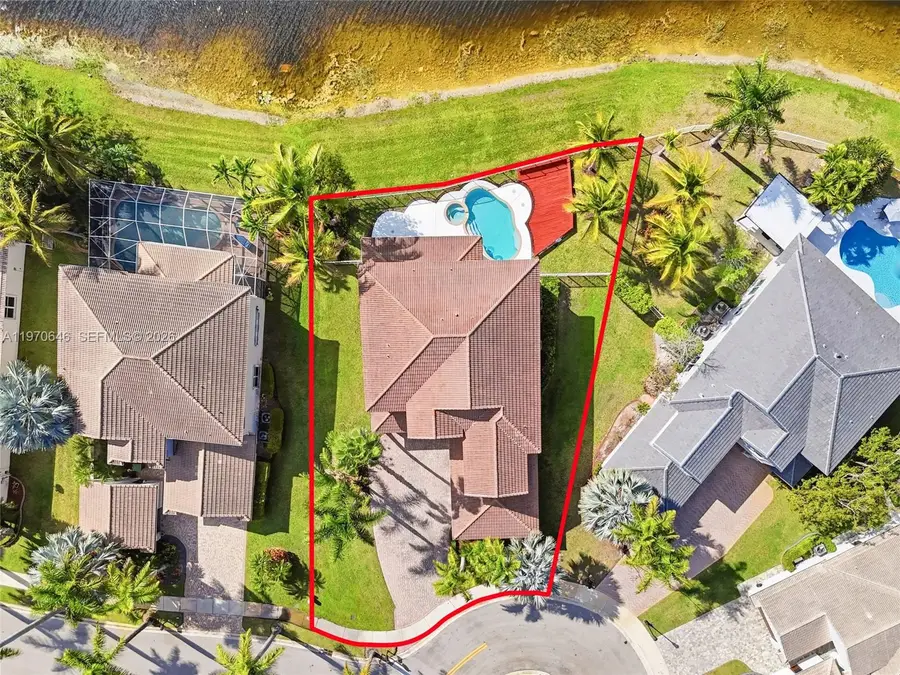 1887 Harbor View Cir, Weston, FL 33327 - #2