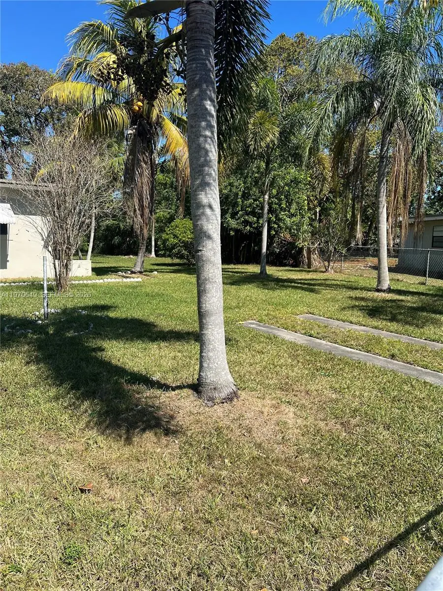 14435 SW 289th St, Homestead, FL 33033 - #3