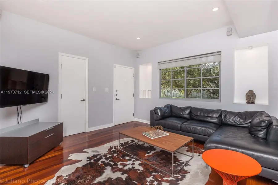 911 3rd St #1, Miami Beach, FL 33139 - #2