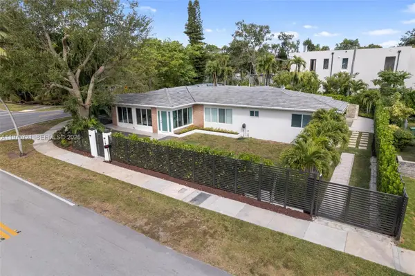 1001 NE 86th St, Miami, FL 33138