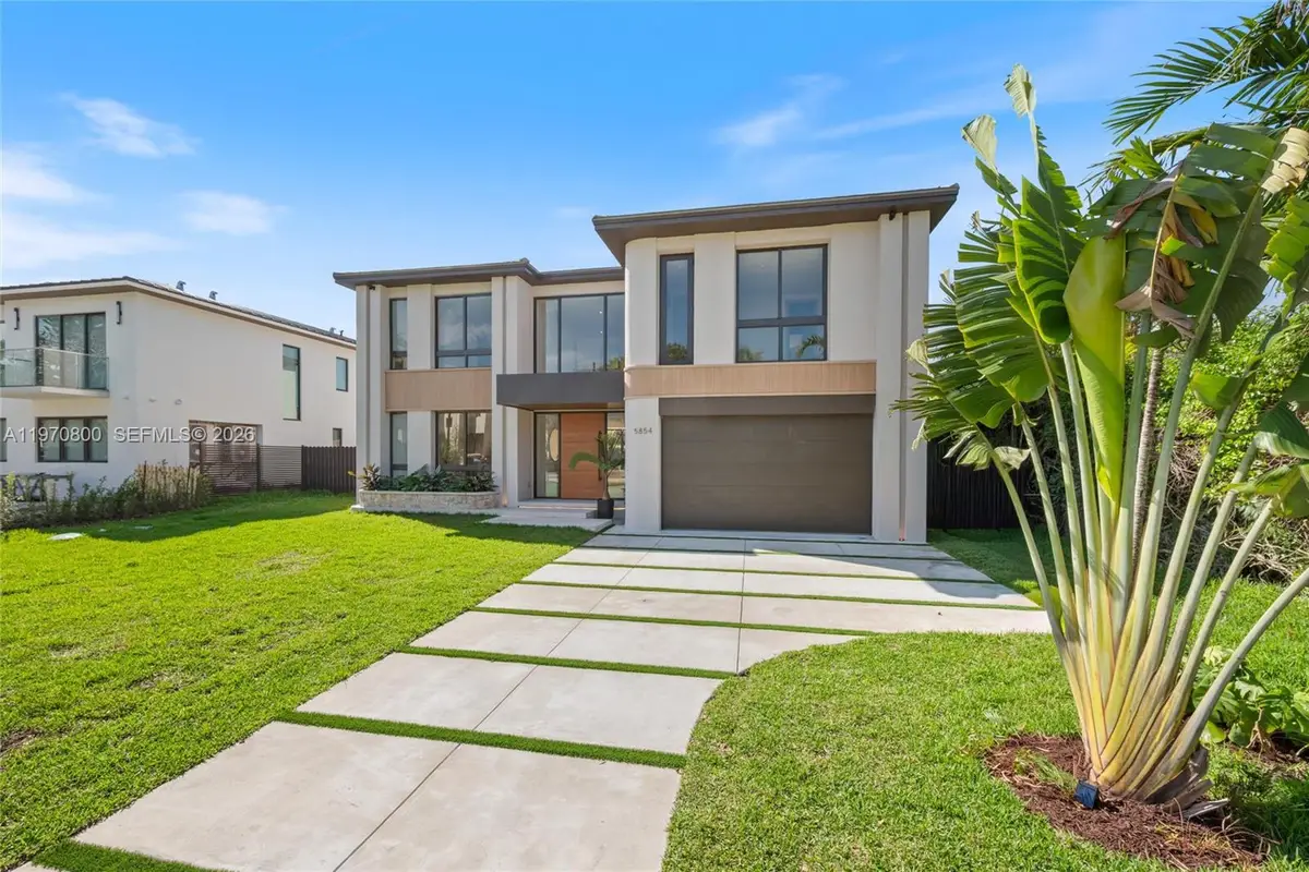 5854 SW 30th St, Miami, FL 33155 - #1