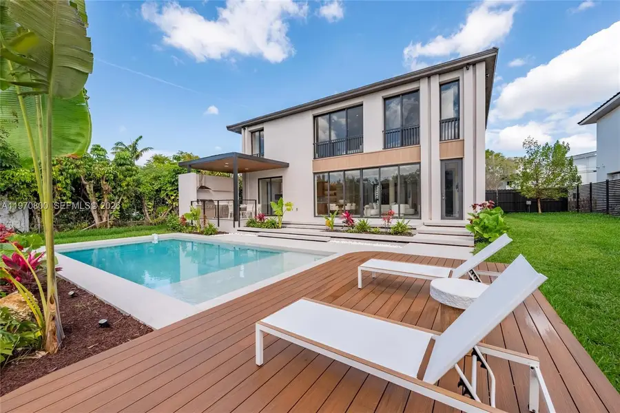 5854 SW 30th St, Miami, FL 33155 - #2