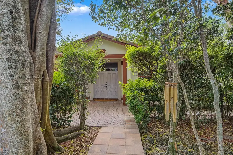 8190 SW 180th St, Palmetto Bay, FL 33157 - #2