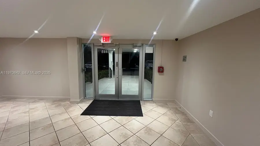 16465 NE 22nd Ave #609, North Miami Beach, FL 33160 - #2