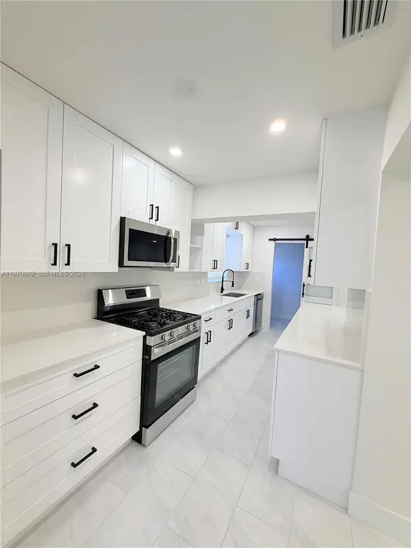 3740 NW 9th Ct, Lauderhill, FL 33311