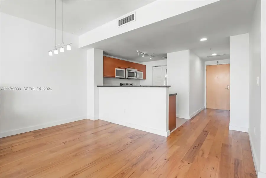 253 NE 2nd St #1007, Miami, FL 33132 - #3