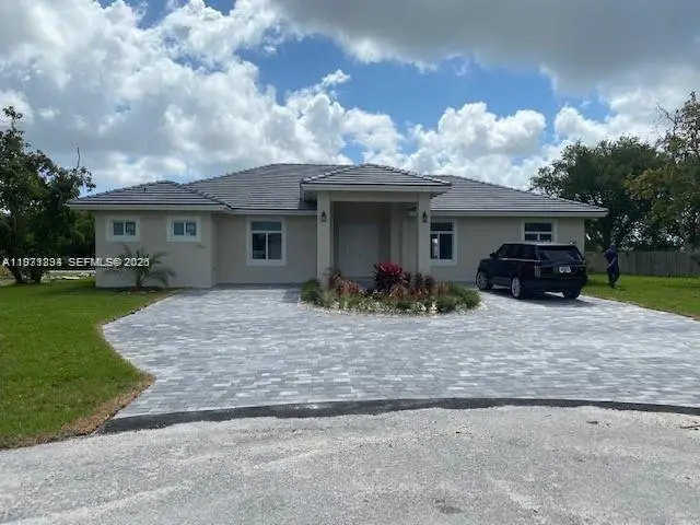 27561 SW 162nd Ct, Homestead, FL 33031 - #1