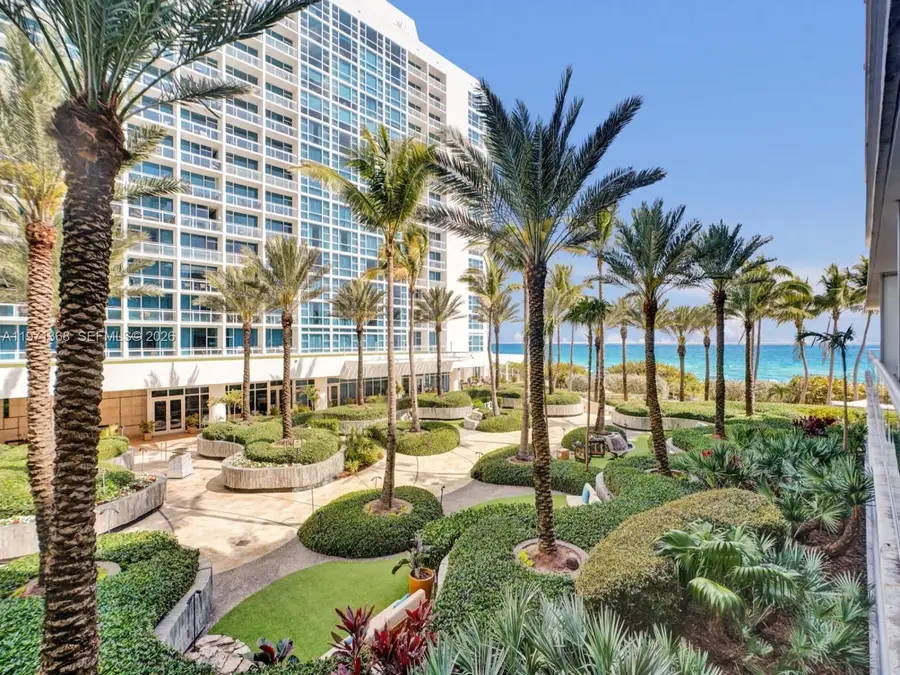 6799 Collins Ave #201, Miami Beach, FL 33141 - #2