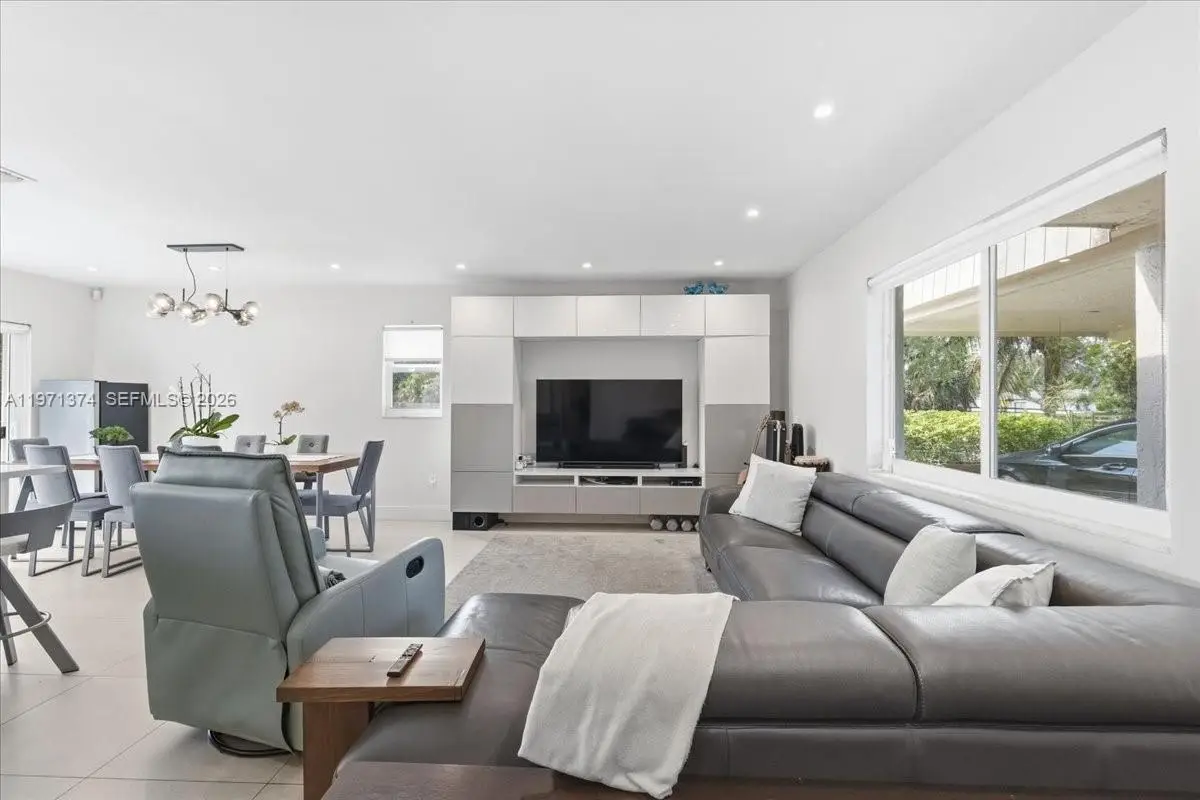 6140 SW 62nd St, South Miami, FL 33143 - #1