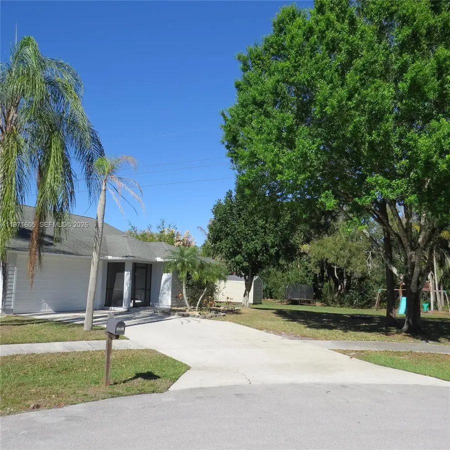 6883 SE Raintree Ave, Stuart, FL 34997 - #2