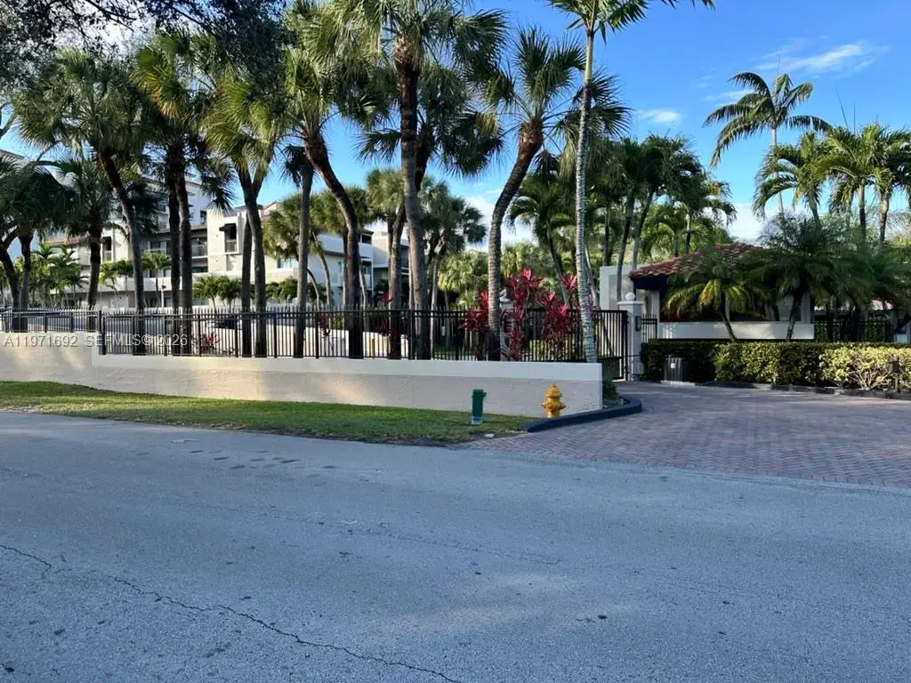 9001 SW 94 #113, Miami, FL 33176 - #1