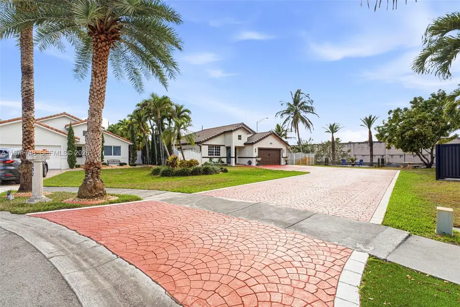 892 NW 136th Pl, Miami, FL 33182 - #2