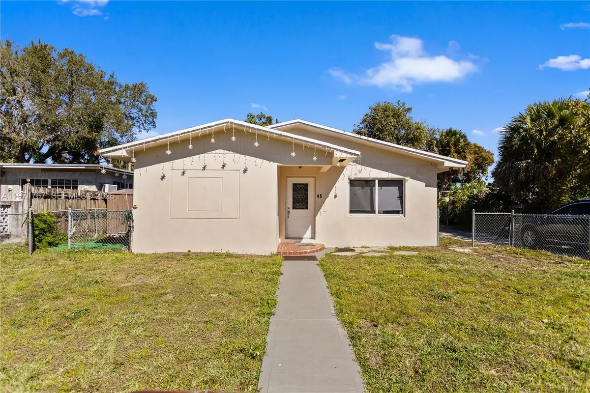 45 NE 186th Ter, Miami, FL 33179 - #1
