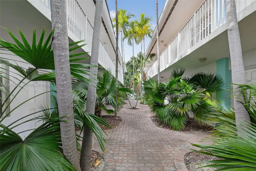 911 Meridian Ave #106, Miami Beach, FL 33139 - #3