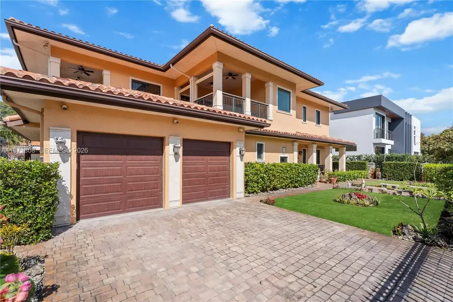 4251 SW 11th St, Miami, FL 33134 - #2