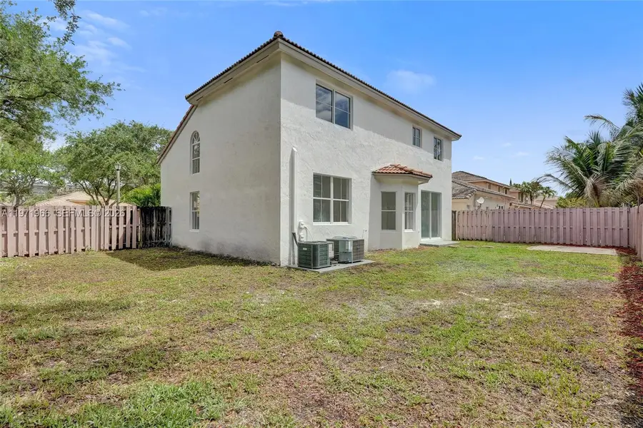 14422 N Royal Cove Cir, Davie, FL 33325 - #3