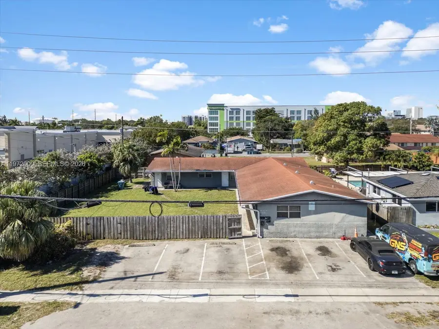 118 Phippen Waiters Rd, Dania Beach, FL 33004 - #3
