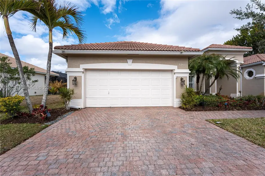 6918 SE Sleepy Hollow Ln, Stuart, FL 34997 - #3